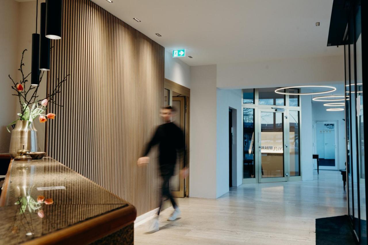 Hotel Crystal Saarbrucken Bagian luar foto